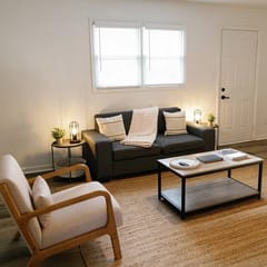 Morning View 2" Cozy Modern Stay - College/Hiking - Apartment