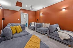 Fun House w/ HotTub| Theatre | Gameroom| Sleeps 16