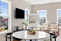 Stylish Chevy Chase Stay |Walk to Dining and UK - Image 4