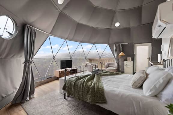 Overlook LUX Dome| View & Hot Tub| Pineview Peak