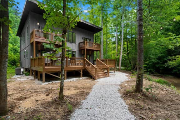 Nightfall Cabin - Creekside Getaway by Waterfall
